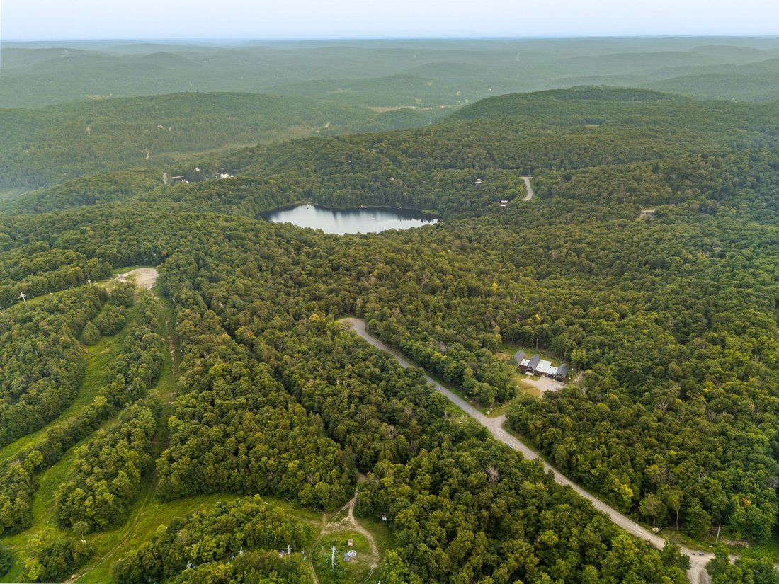 Morin-Heights, Quebec, Canada 5 - 17482925