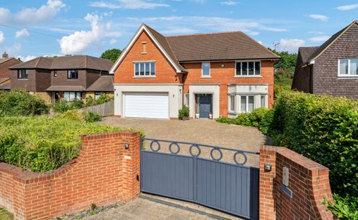 House in Beaconsfield, England 1