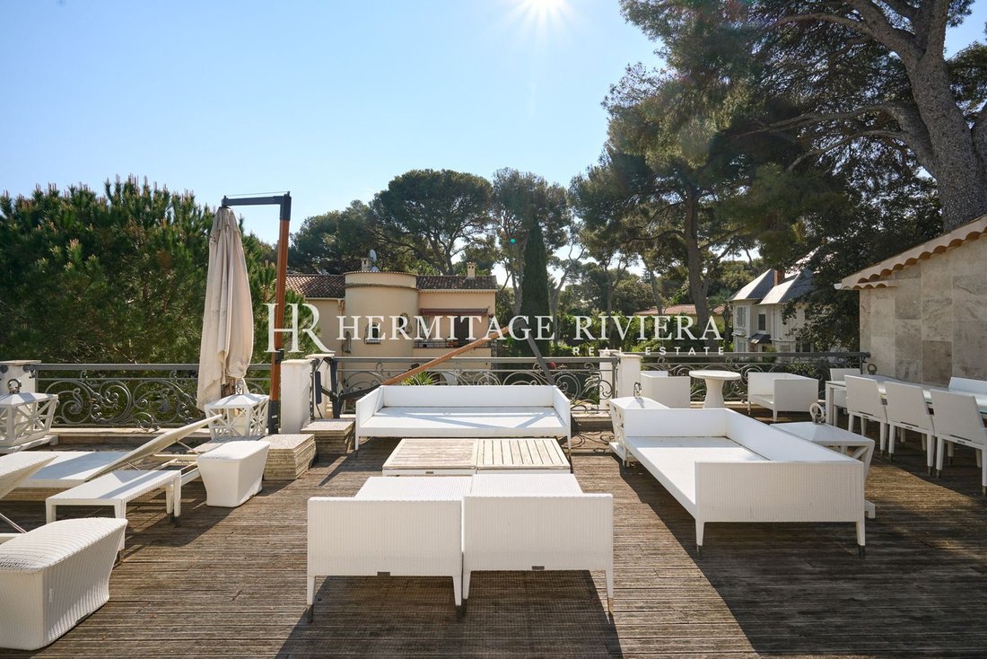 Villa in Village-Cros de Caste-Coupiere-Mont Gros, Roquebrune-Cap-Martin, France 2 - 17365246