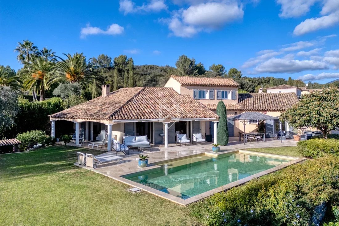 Villa in Valbonne, Provence-Alpes-Côte d'Azur, France 1 - 17483013