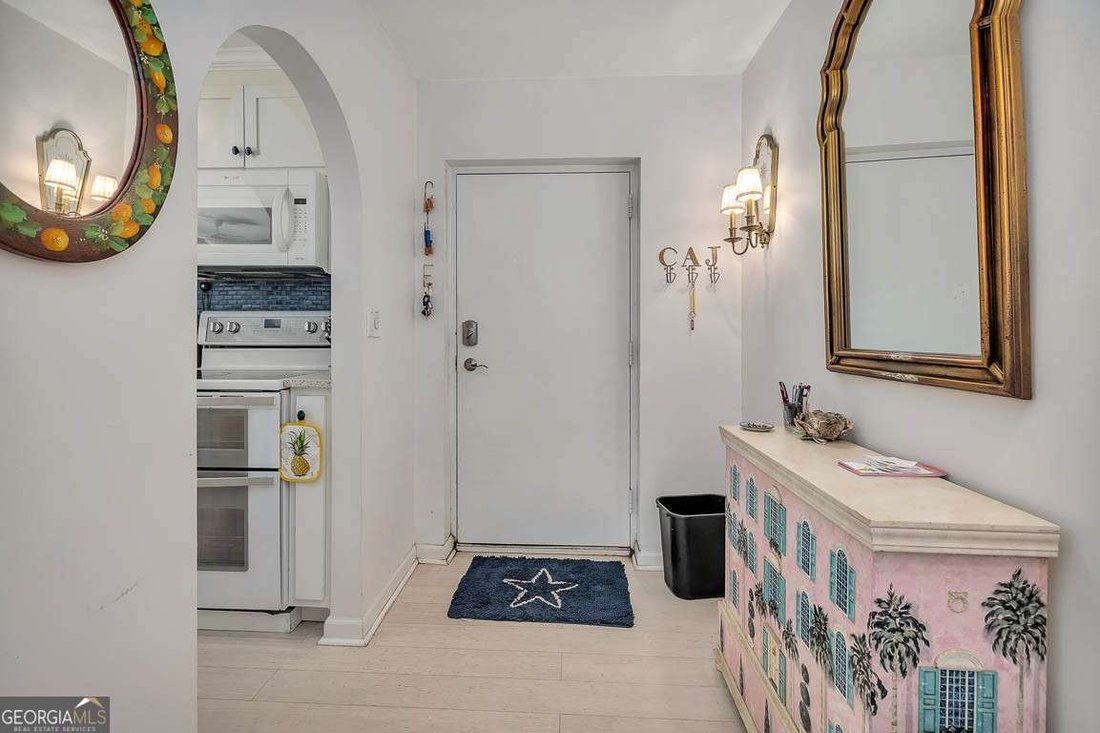 Condo in St. Simons, Georgia, United States 5 - 17481972