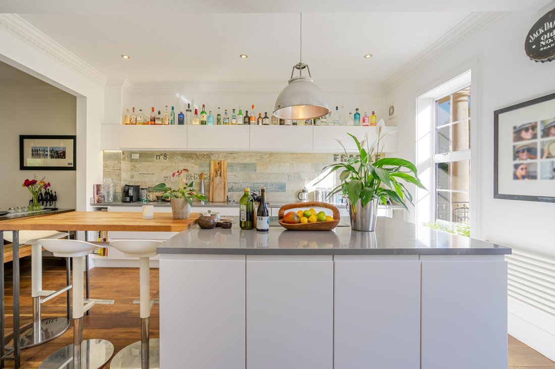 House in Sunninghill, England 4 - 17484721