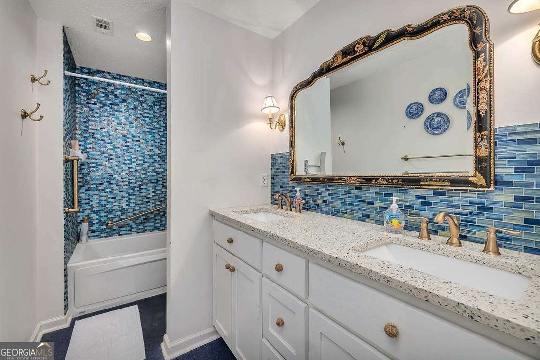 Condo in St. Simons, Georgia, United States 3 - 17481972