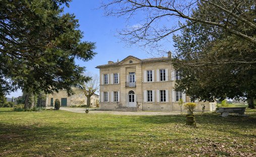 Villa in Saint-Émilion, Nouvelle-Aquitaine, France 1