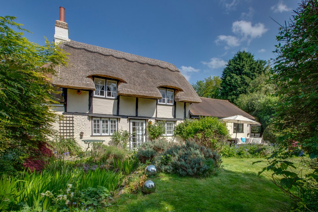 House in Buckinghamshire, England 1 - 17485113