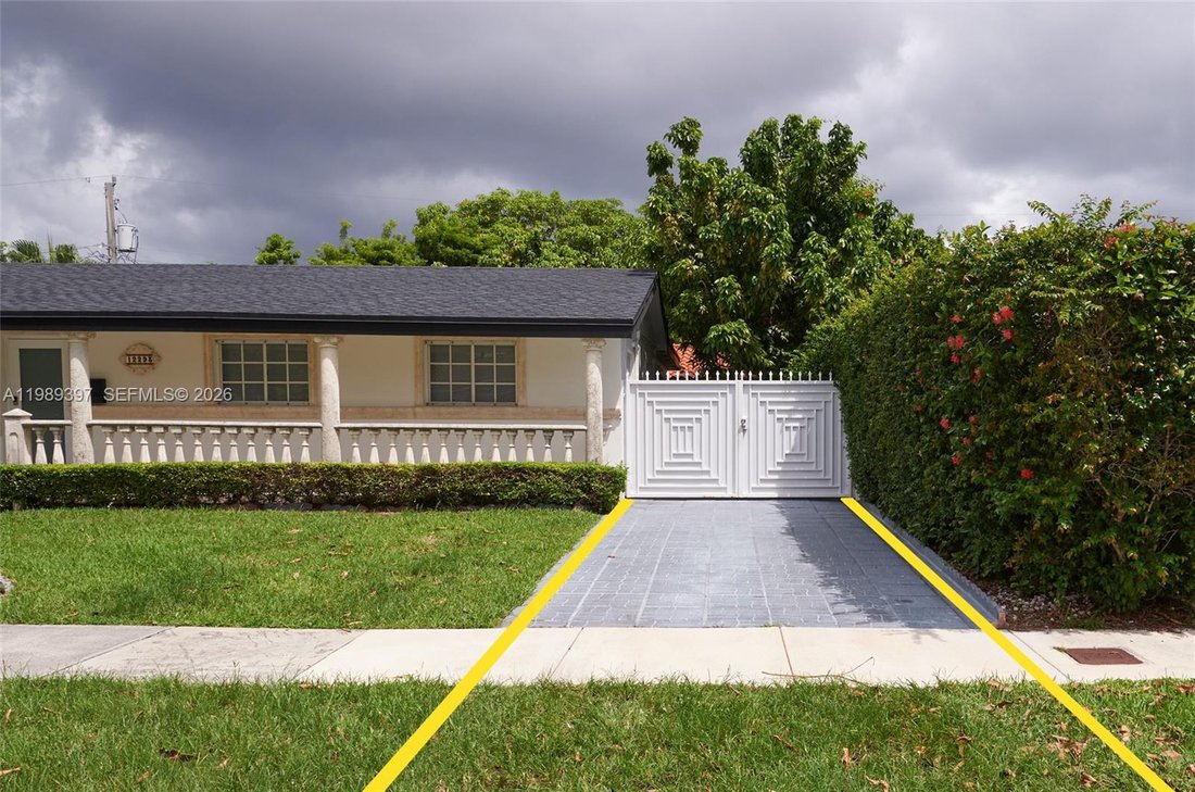 House in Miami, Florida, United States 4 - 17487163
