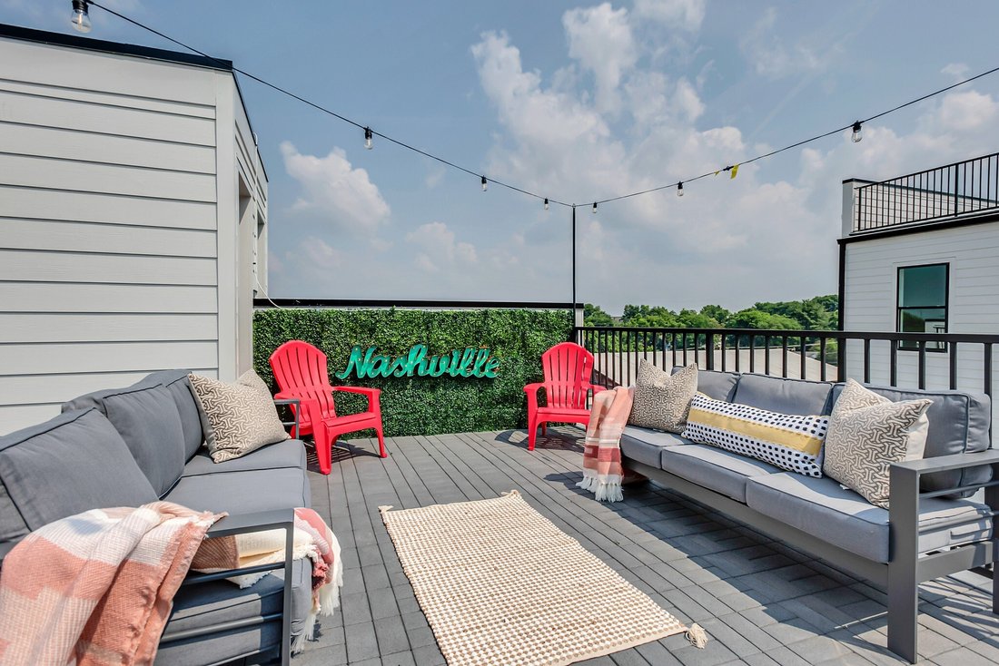 Co Op in Nashville, Tennessee, United States 3 - 17489945