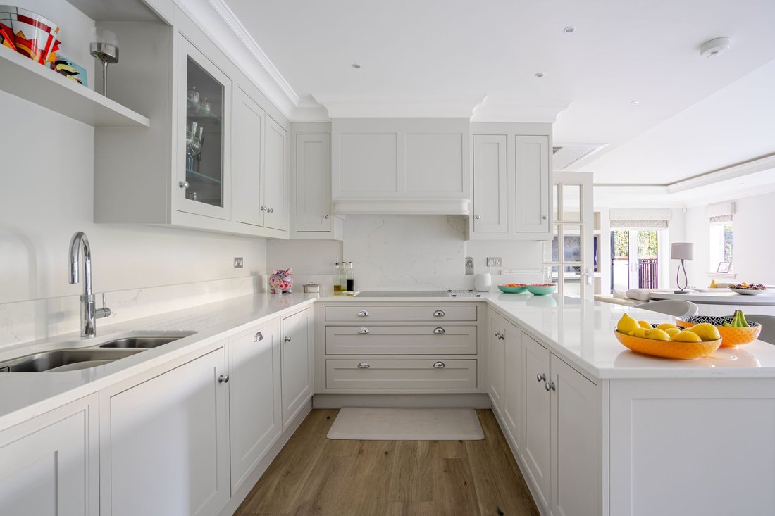 Apartment in Sunninghill, England 4 - 17485030