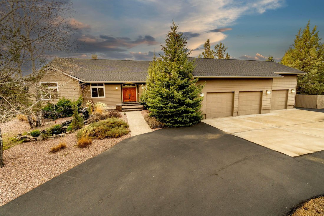 House in Powell Butte, Oregon, United States 4 - 17483021