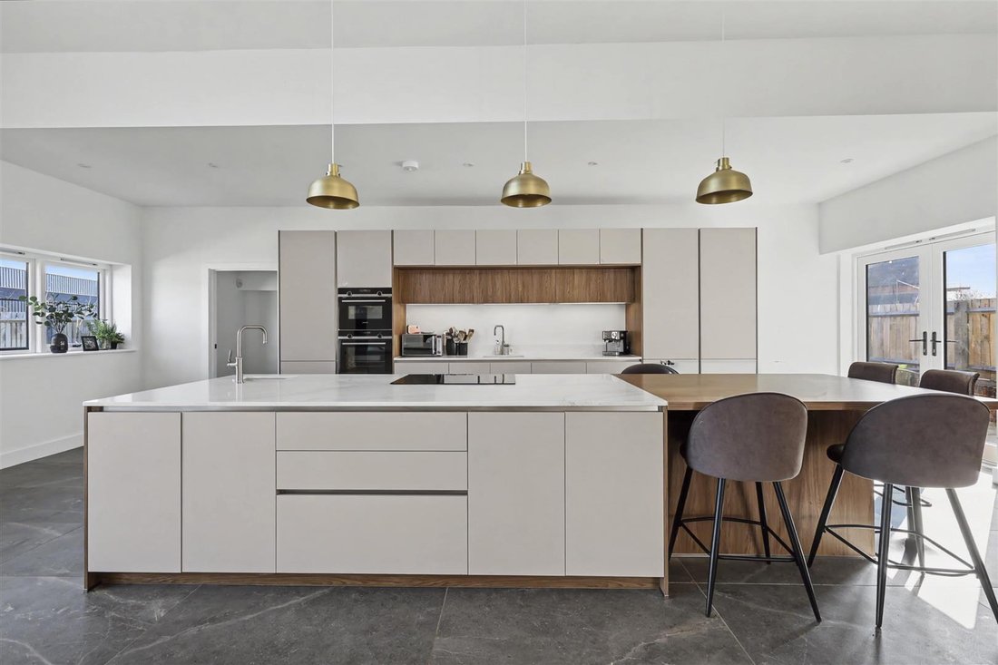 House in Ashdon, England 2 - 17485232