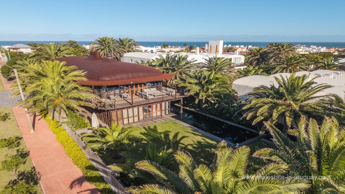Villa in Punta del Este, Maldonado Department, Uruguay 4 - 17483154