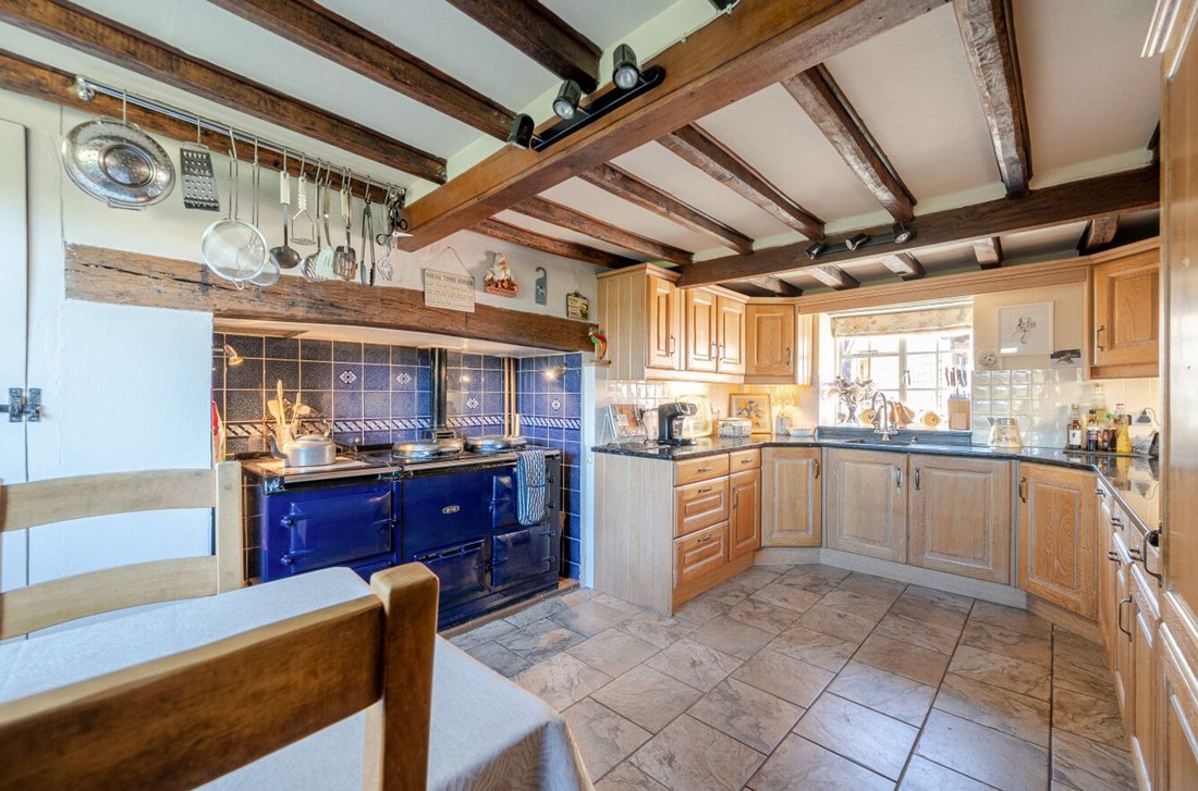 Haus in Wisborough Green, England 2 - 17484318