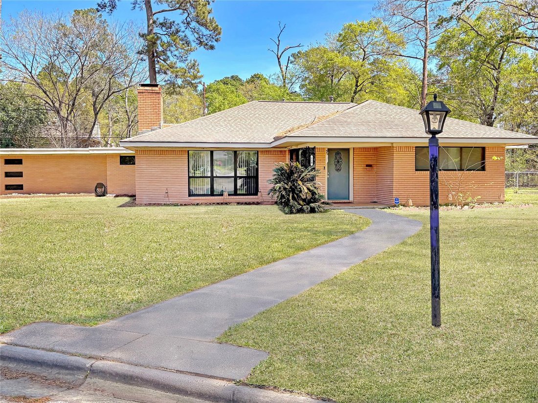 House in Conroe, Texas, United States 2 - 17487863