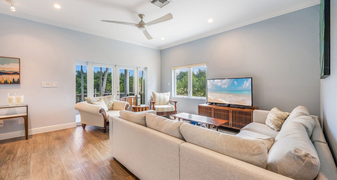 House in Grand Harbour, George Town, Cayman Islands 4 - 17488261
