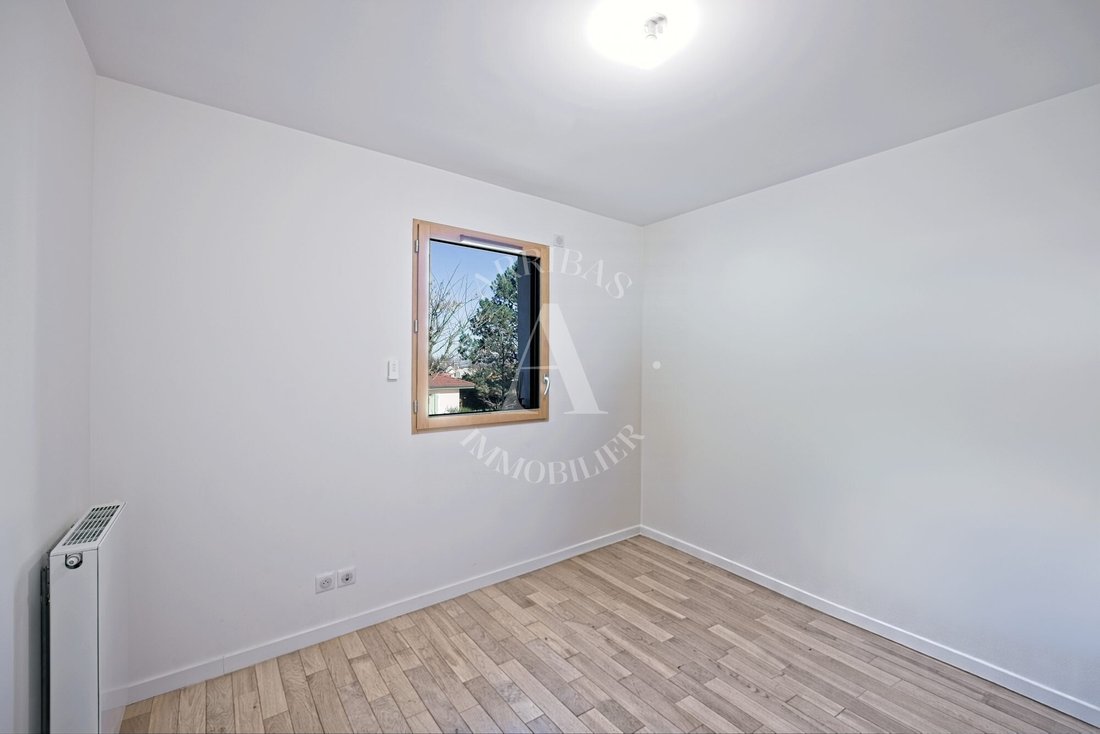 Apartment in Prévessin-Moëns, Auvergne-Rhône-Alpes, France 4 - 17489322