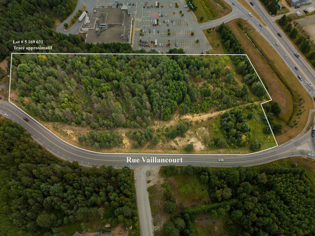 Land in Mont-Tremblant, Quebec, Canada 2 - 17488237