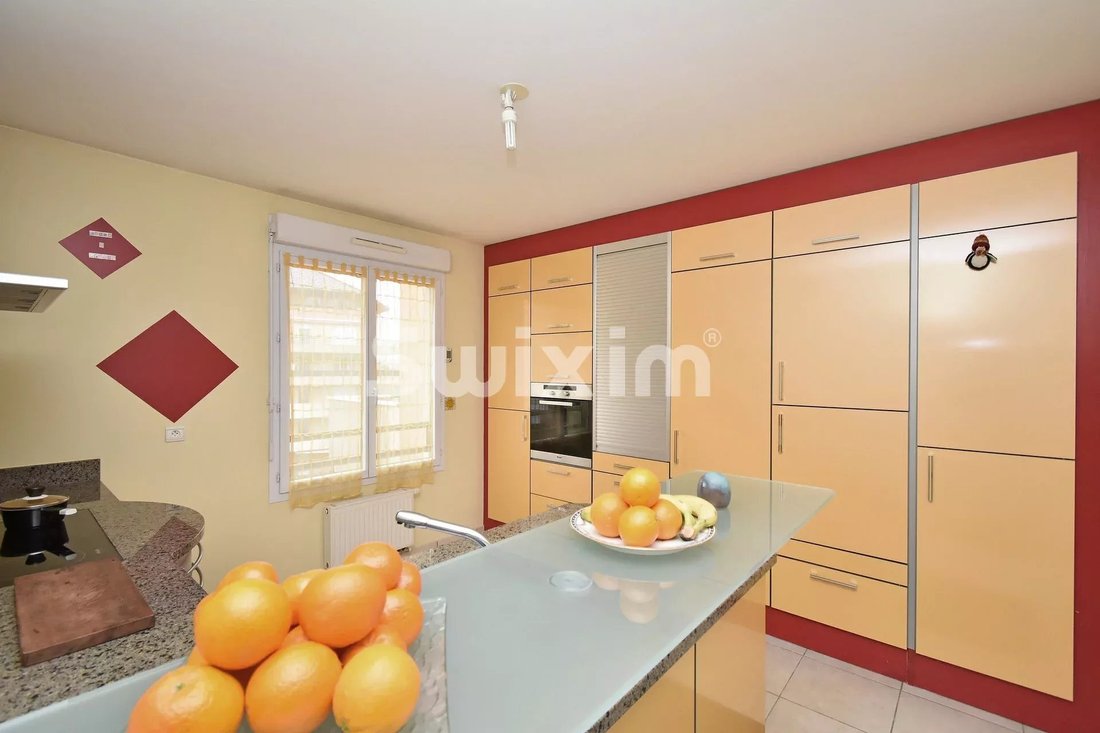 Apartment in Ouest, Saint-Genis-Pouilly, France 3 - 17488503