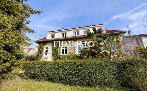 Casa a Chennevieres-sur-Marne, Isola di Francia, Francia 1