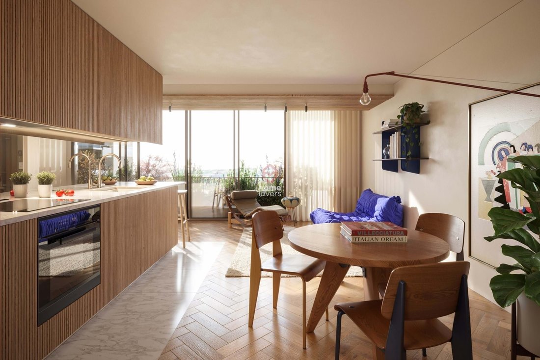 Apartment in Cedofeita, Santo Ildefonso, Se, Miragaia, Sao Nicolau e Vitoria, Porto District, Portugal 3 - 17483535