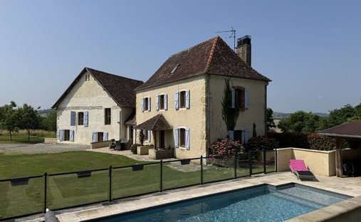 House in Mairie-Stade-Bergereau-Depart, Orthez, France 1