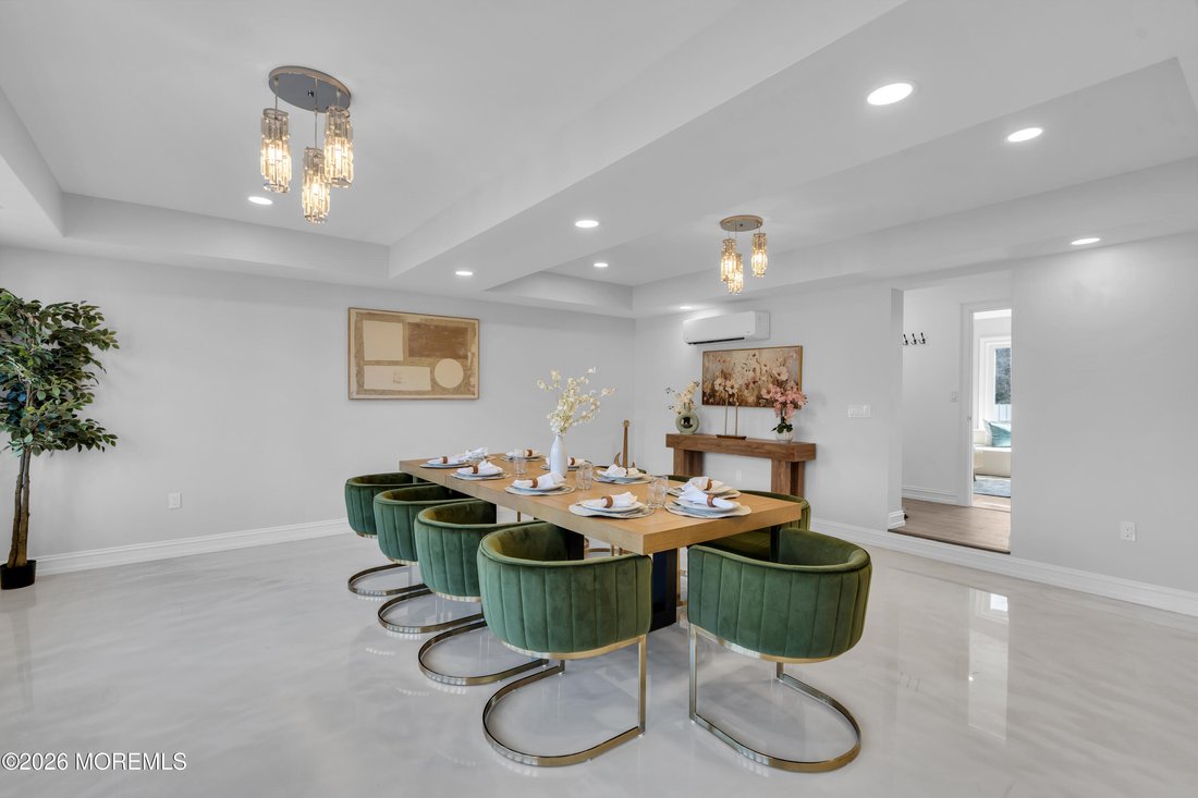 House in Toms River, New Jersey, United States 5 - 17489895