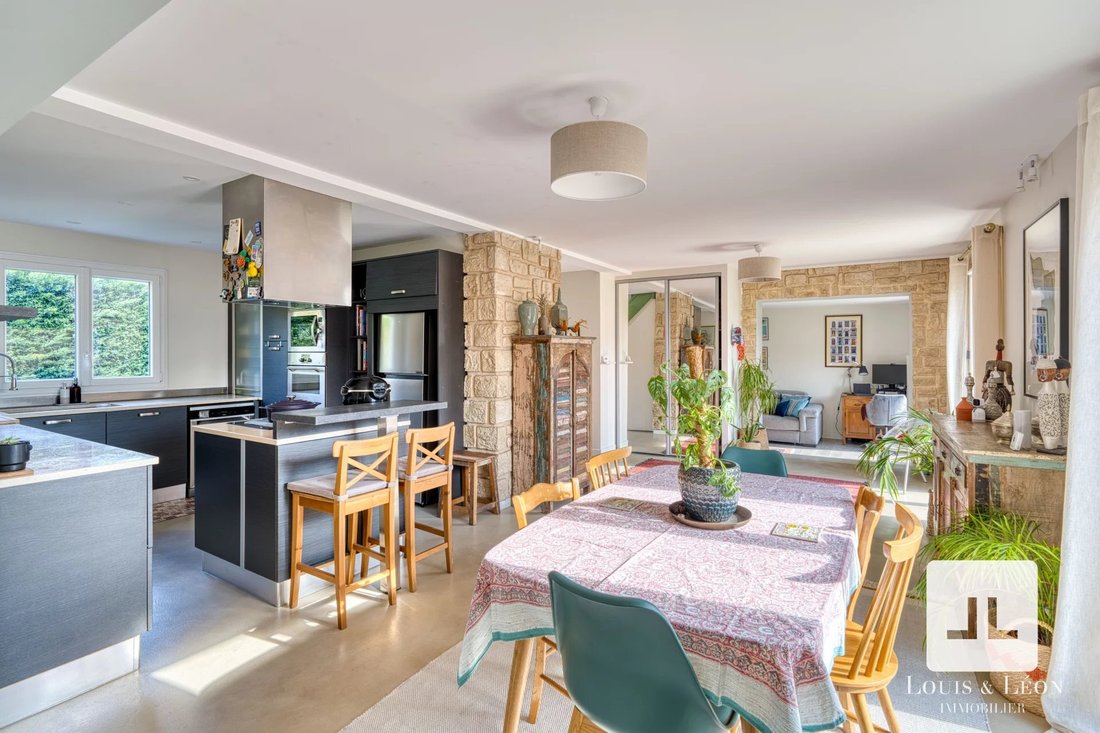 House in Anse, Auvergne-Rhône-Alpes, France 2 - 17488230