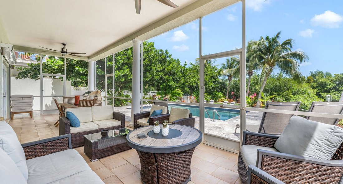 House in Grand Harbour, George Town, Cayman Islands 3 - 17488261