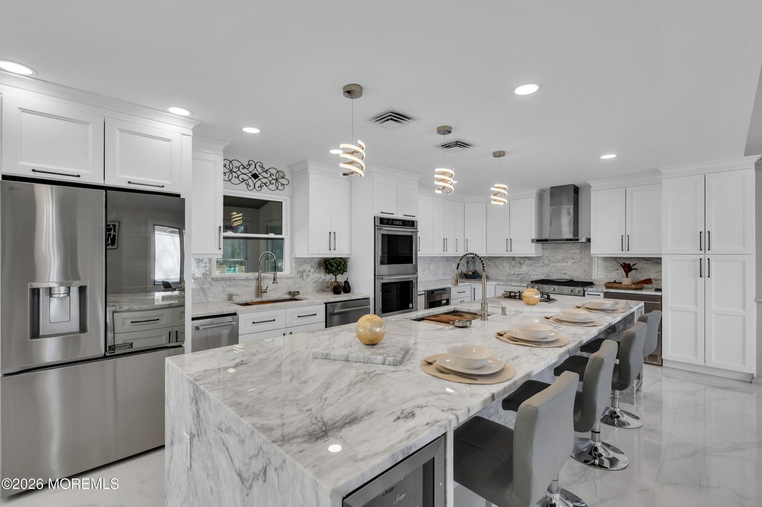 House in Toms River, New Jersey, United States 3 - 17489895