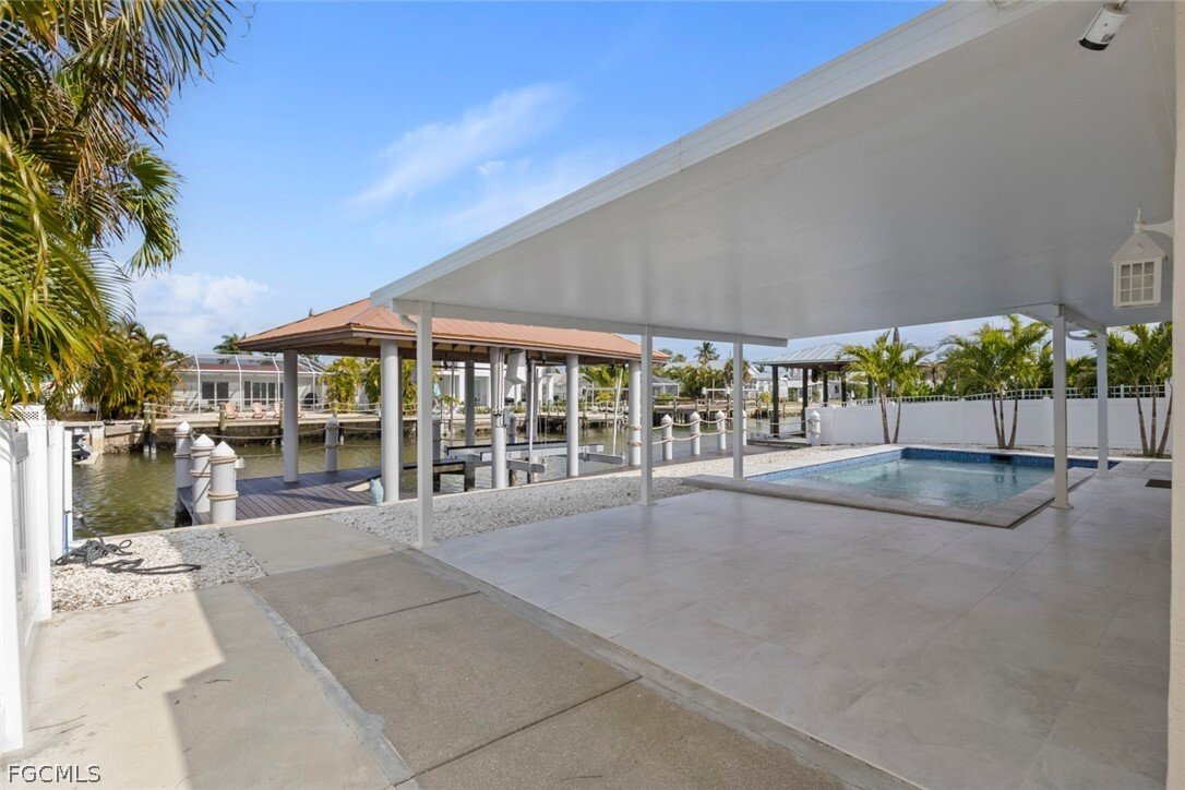 House in Fort Myers Beach, Florida, United States 3 - 17487265