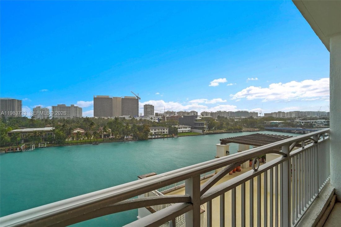 Condo in Bal Harbour, Florida, United States 1 - 17489868
