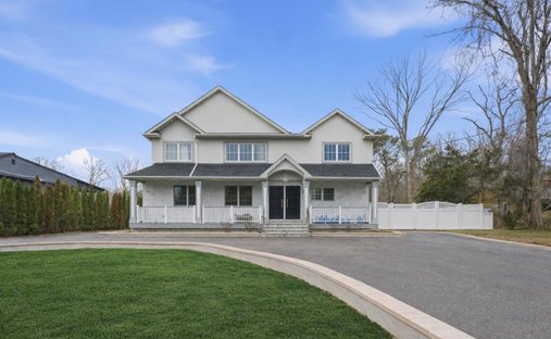House in Huntington Station, New York, United States 1