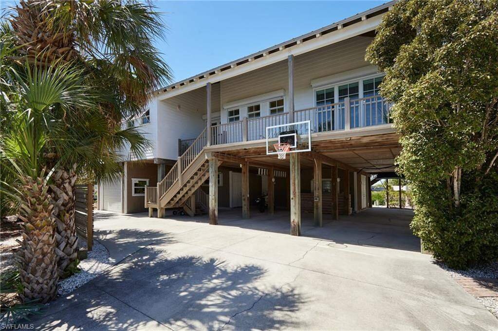House in Bokeelia, Florida, United States 1 - 17489181