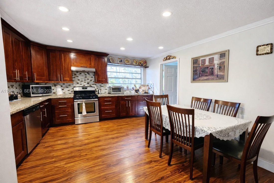 House in Miami, Florida, United States 4 - 17487233