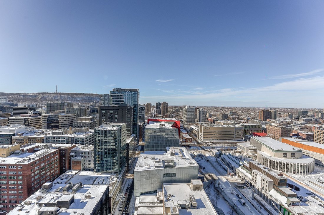 Condo in Montréal, Quebec, Canada 3 - 17488256