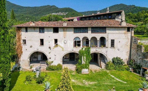 Villa en Roè Volciano, Lombardía, Italia 1