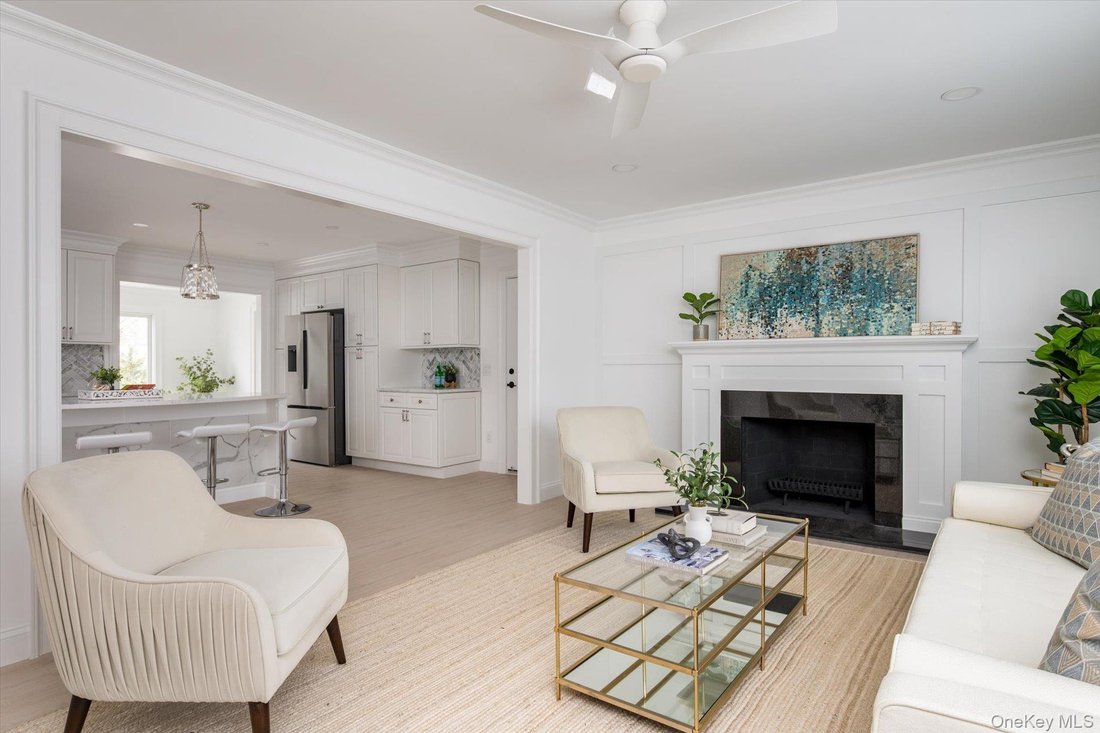 House in West Hempstead, NY, United States 3 - 17484491