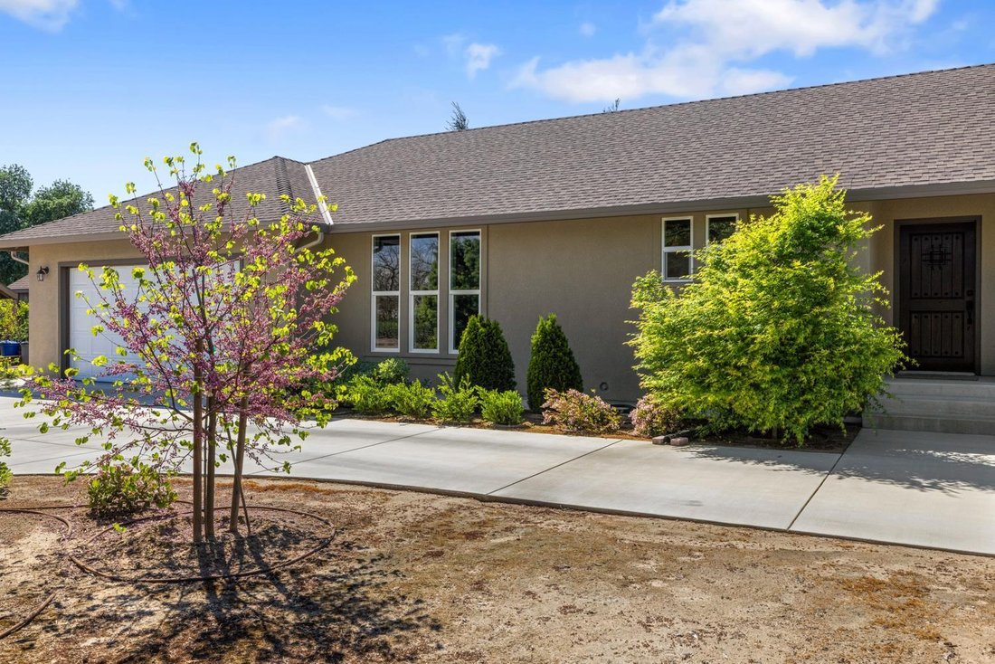 House in Modesto, California, United States 4 - 17488111