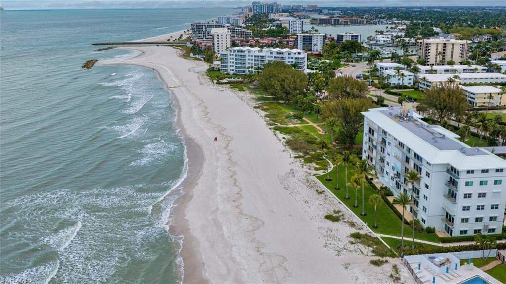 House in Naples, Florida, United States 5 - 17489041