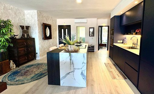 Apartment in Benahavis, Andalusia, Spain 1