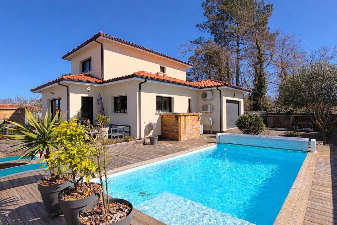 Villa in Le Teich, Nouvelle-Aquitaine, France 2 - 17488456