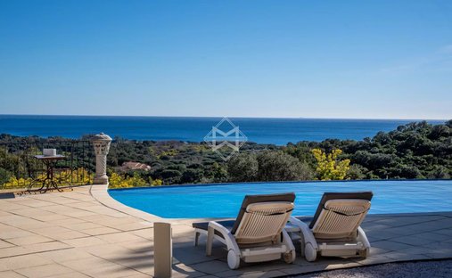 Villa a Nord, Cavalaire-sur-Mer, Francia 1