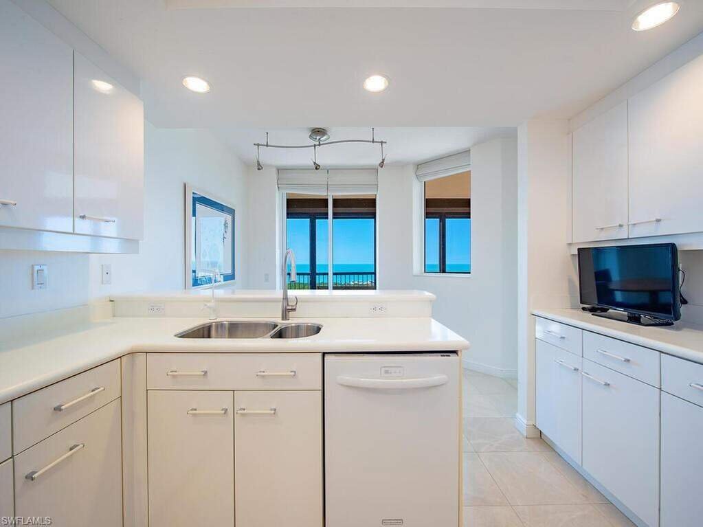 House in Naples, Florida, United States 5 - 17489023