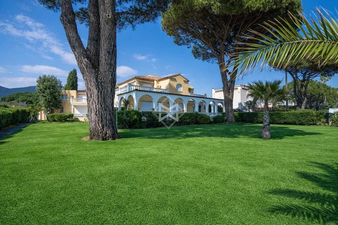 Apartment in Nord, Cavalaire-sur-Mer, France 2 - 17488424