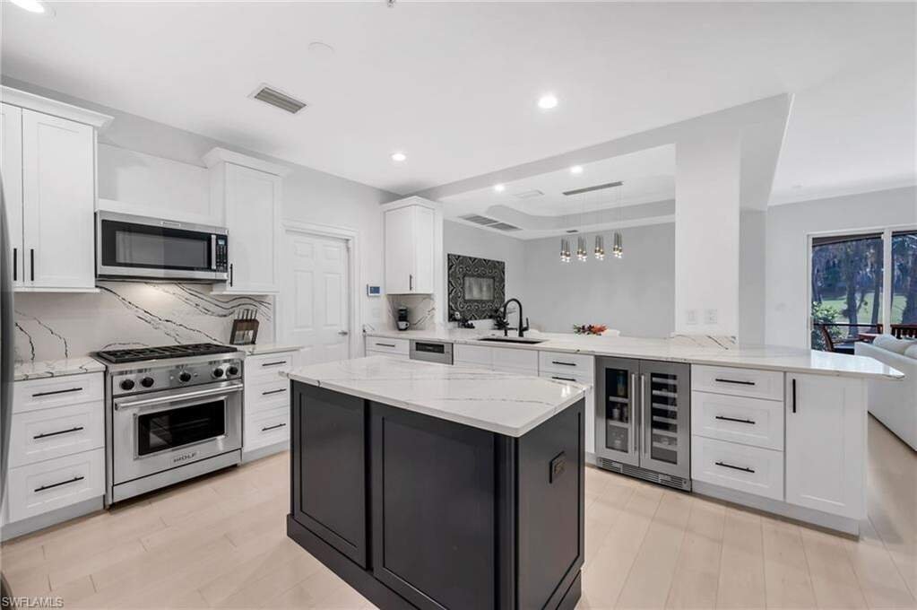 House in Naples, Florida, United States 3 - 17489047