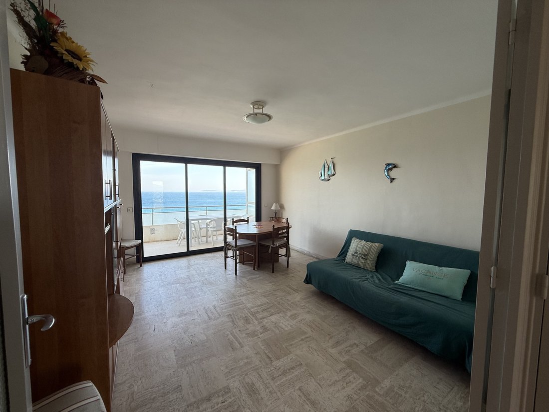 Apartment in Le Lavandou, Provence-Alpes-Côte d'Azur, France 3 - 16983954