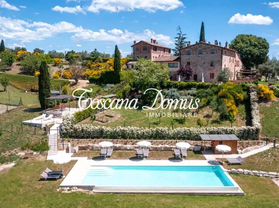 Farm Ranch in Castelnuovo Berardenga, Tuscany, Italy 2 - 17484506