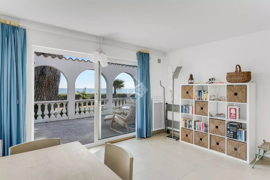 Apartment in Nord, Cavalaire-sur-Mer, France 5 - 17488424