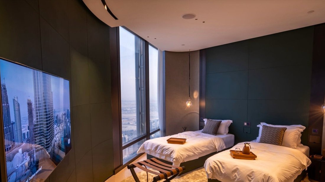 Picture of Luxury Penthouse 1BR | Weavers Row - craigslist