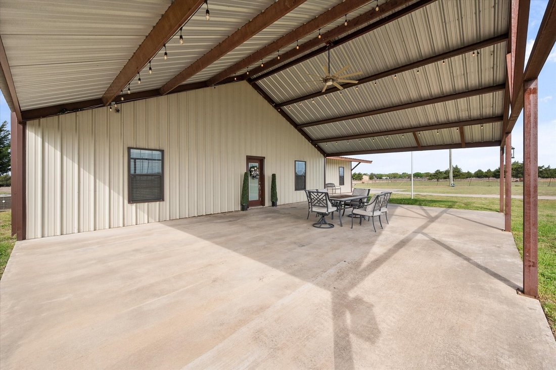 House in Waxahachie, Texas, United States 3 - 17490564