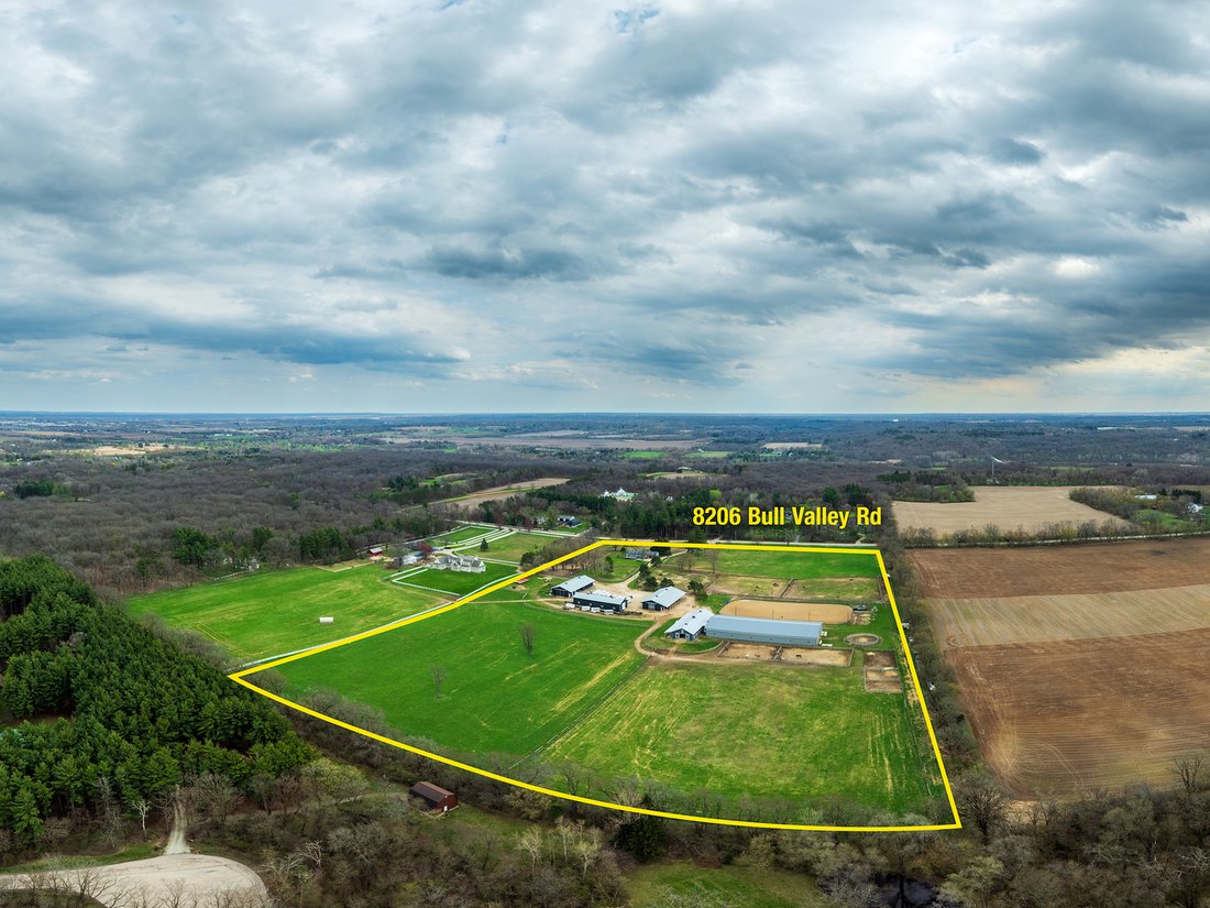 House in Bull Valley, Illinois, United States 4 - 17490815
